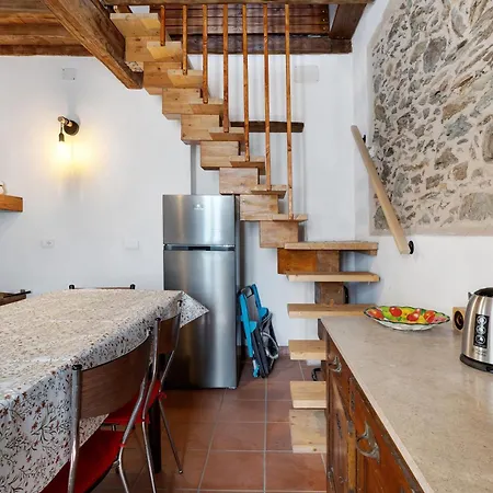 Casa Sabatino A Seravezza Ruosina