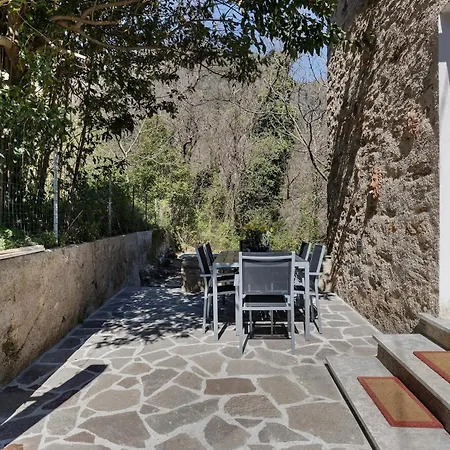 Casa Sabatino A Seravezza * Ruosina