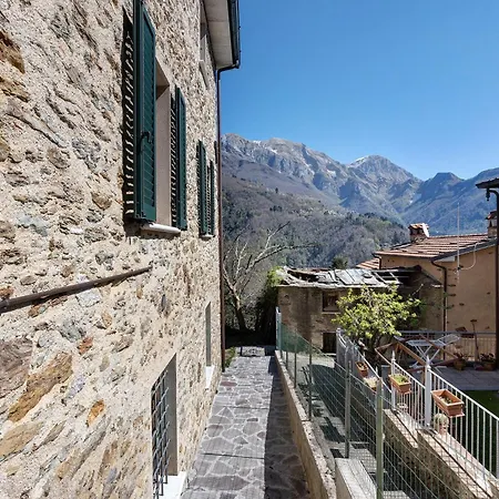 Casa Sabatino A Seravezza Hébergement de vacances *